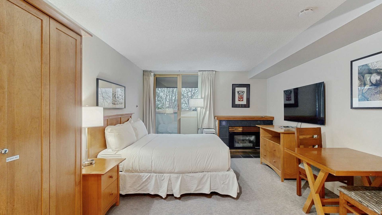 Photo of Bedroom in Whistler Village