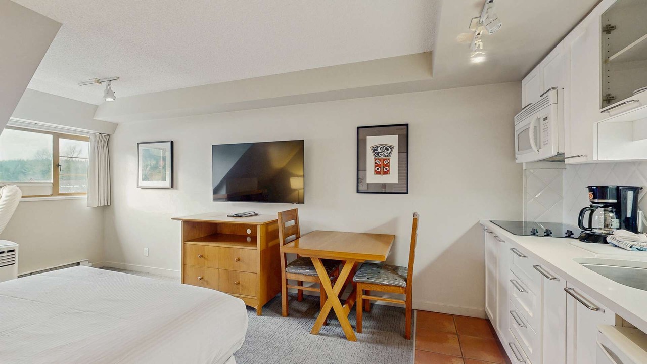 Photo of Bedroom in Whistler Village
