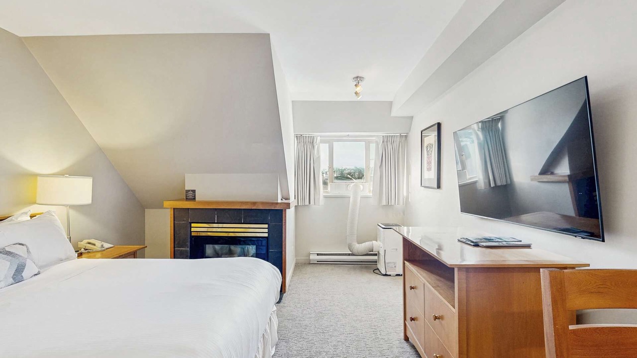Photo of Bedroom in Whistler Village