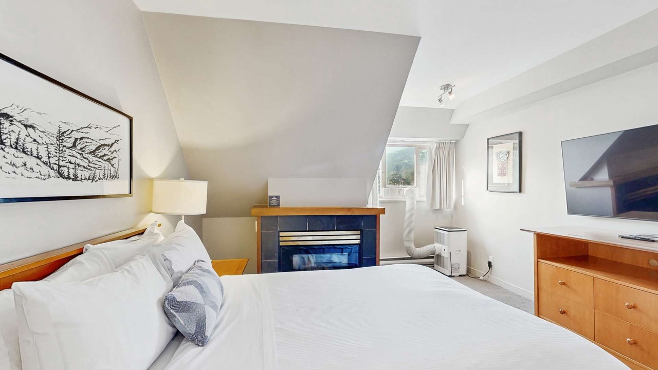 Photo of Bedroom in Whistler Village