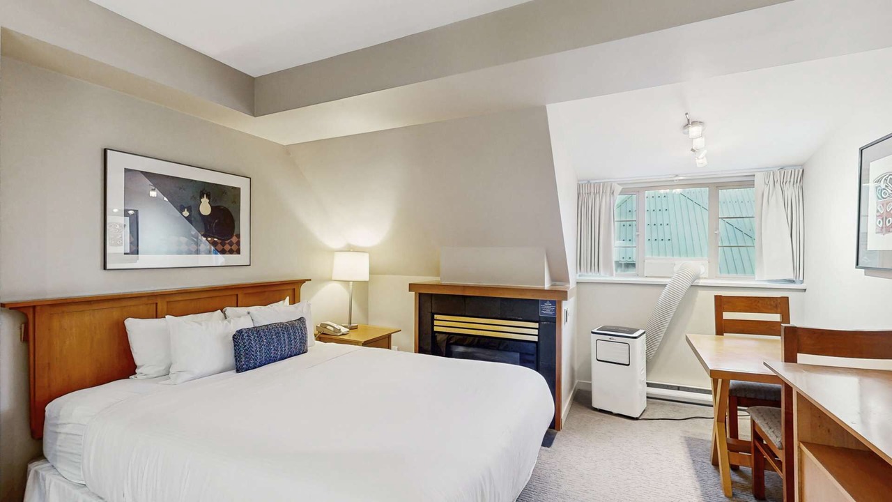 Photo of Bedroom in Whistler Village