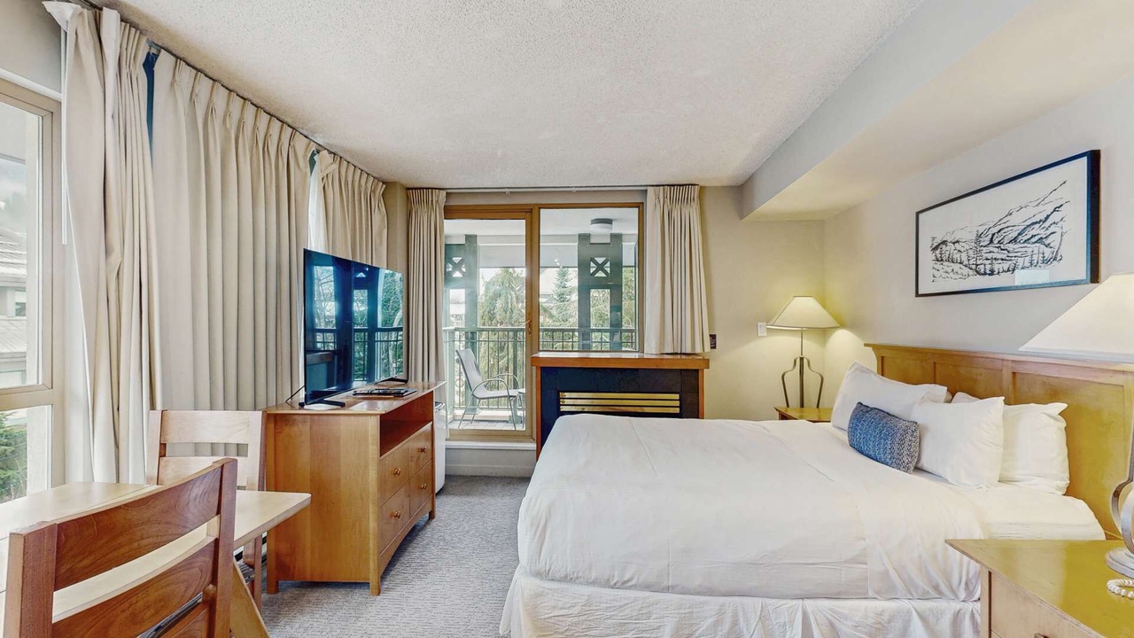 Photo of Bedroom in Whistler Village