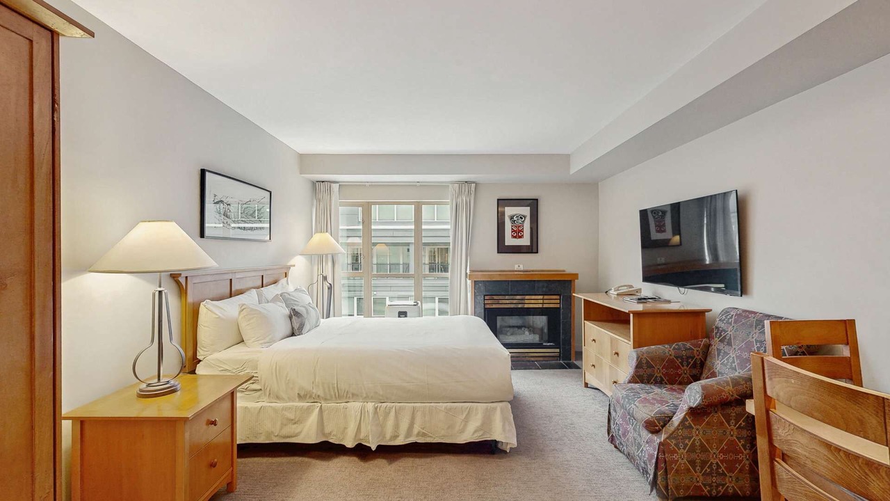 Photo of Bedroom in Whistler Village