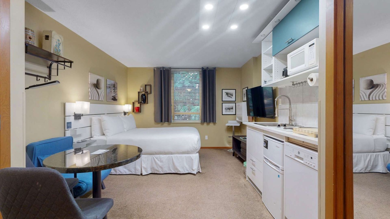 Photo of Bedroom in Village North