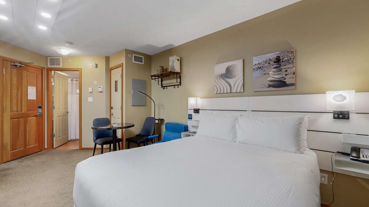 Photo of Bedroom in Village North