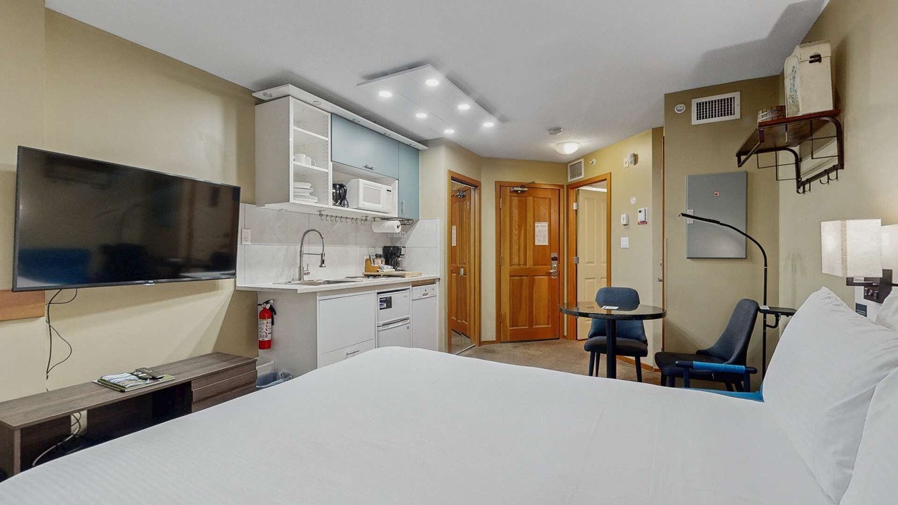 Photo of Bedroom in Village North