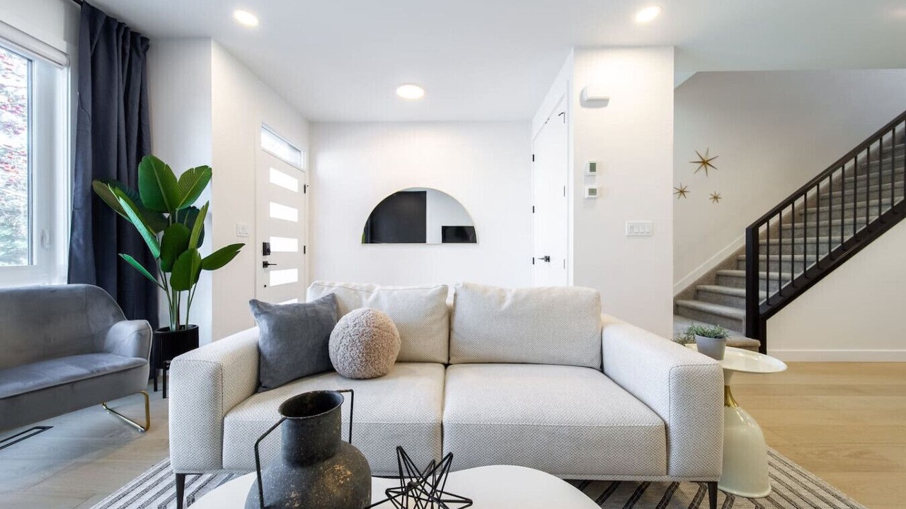 Photo of Livingroom in Southwest Edmonton