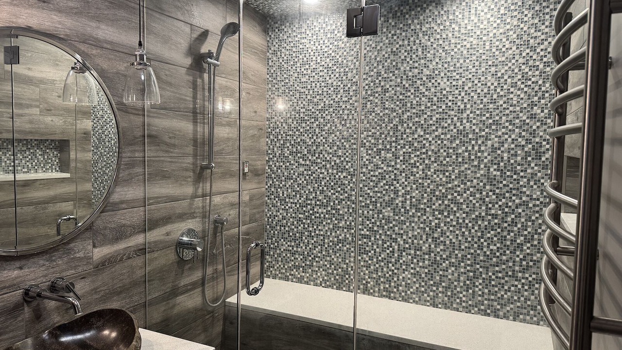 Photo of Bathroom in Cougar Ridge