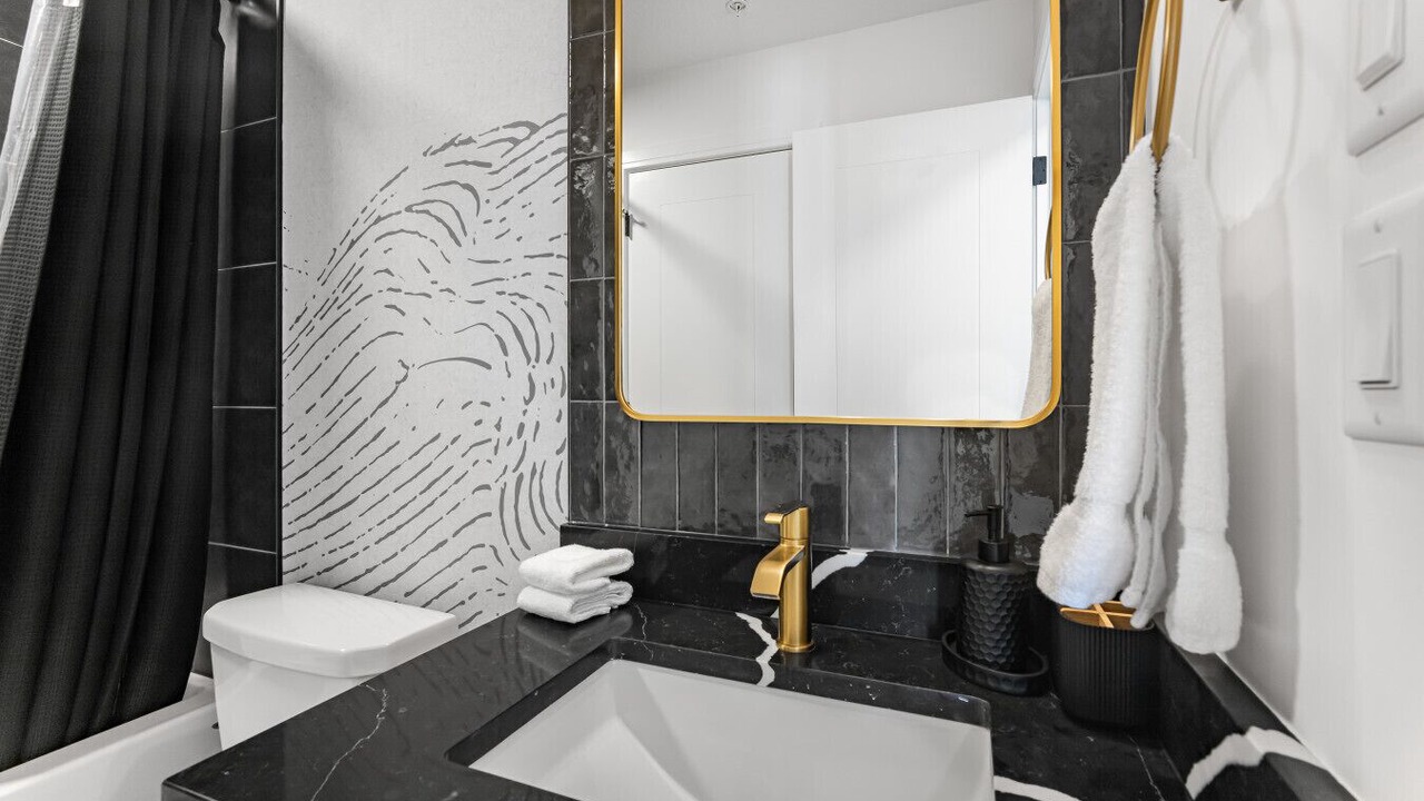 Photo of Bathroom in Currie Barracks