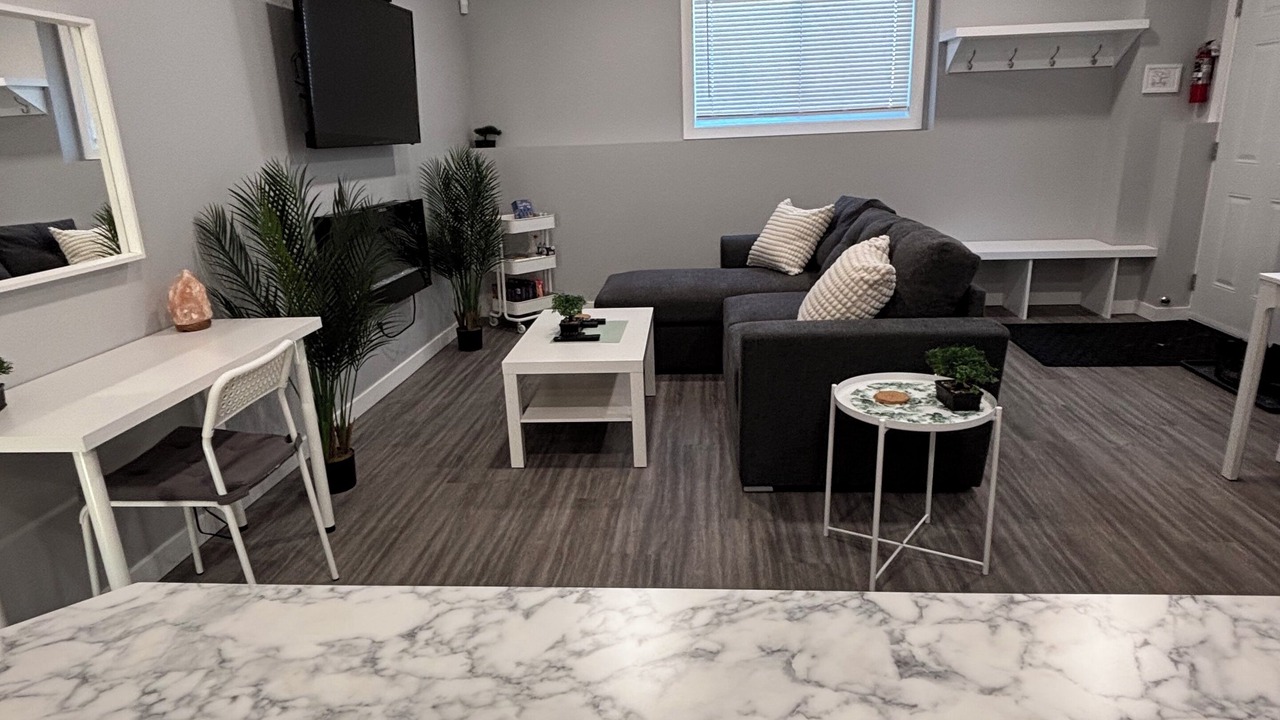 Photo of Livingroom in Sylvan Lake