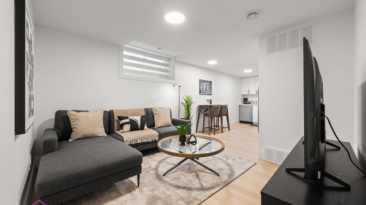 Photo of Livingroom in Northwest Edmonton