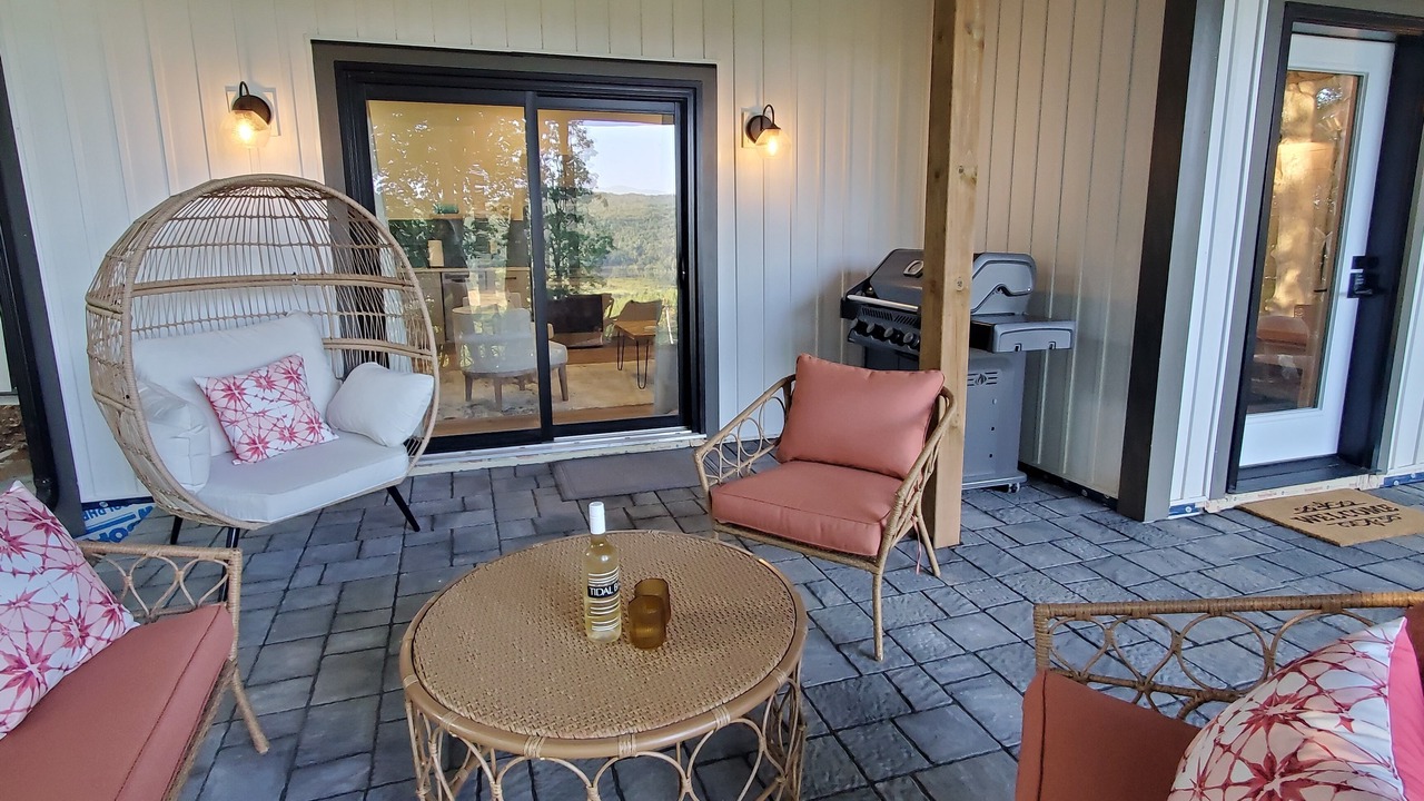 Photo of Patio Balcony in Newport Landing