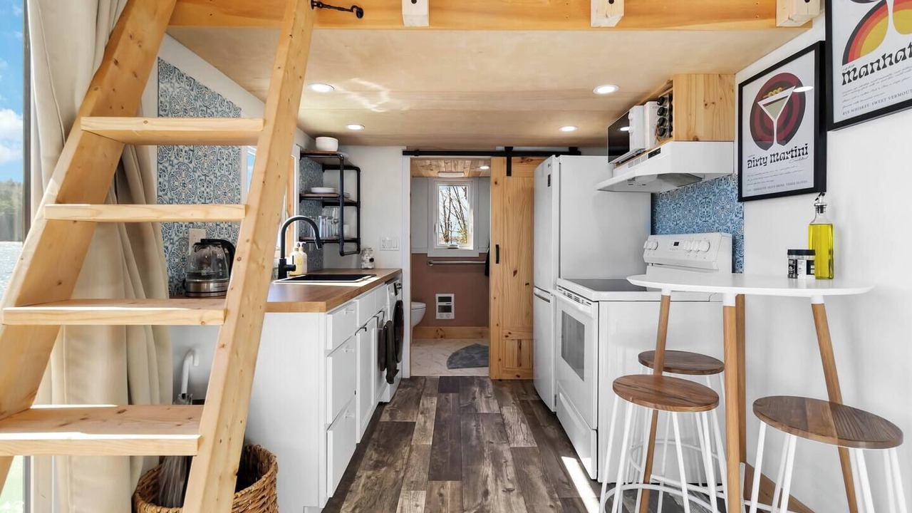 Photo of Kitchen in Lunenburg County