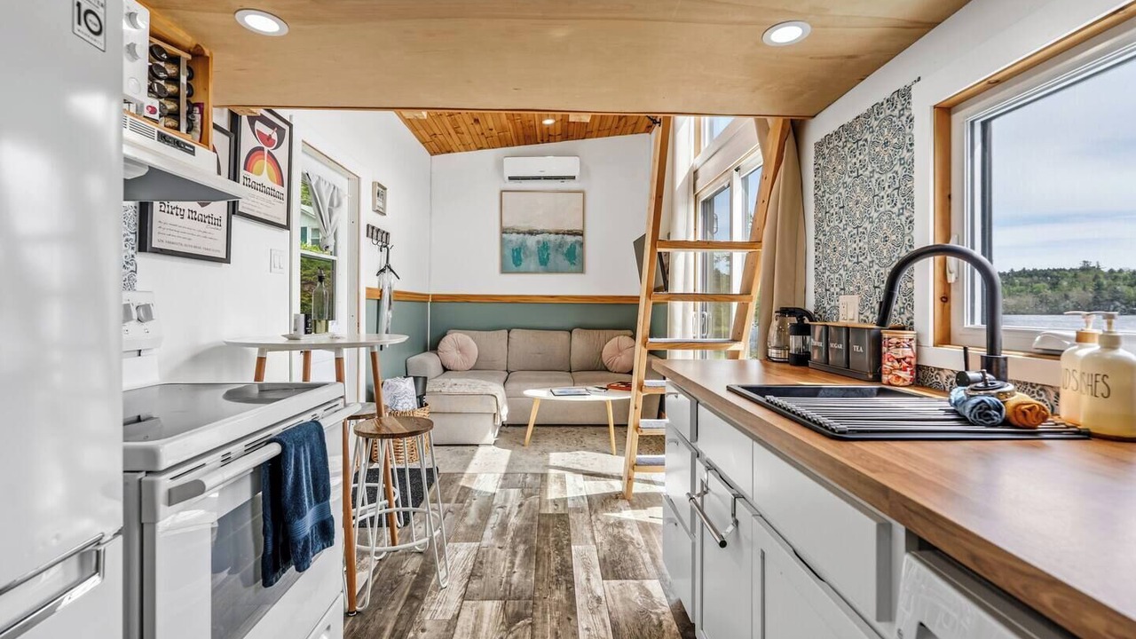 Photo of Kitchen in Lunenburg County