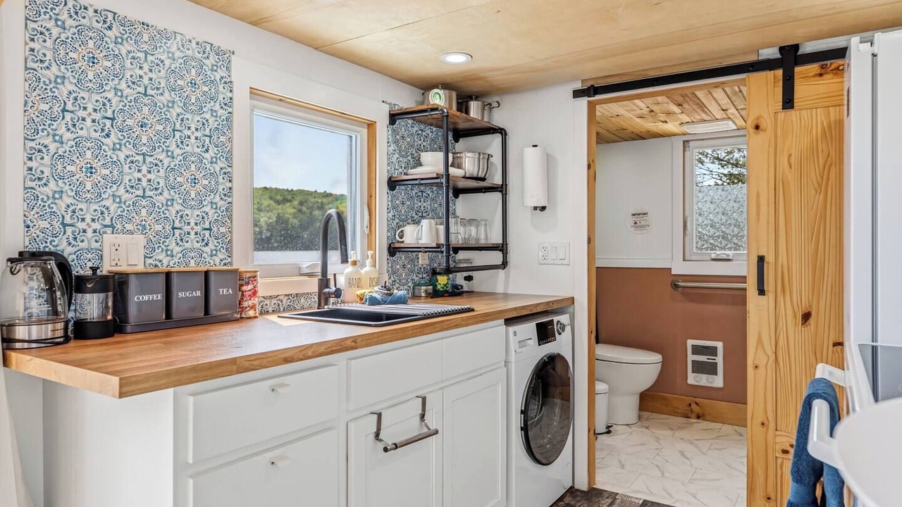 Photo of Kitchen in Lunenburg County