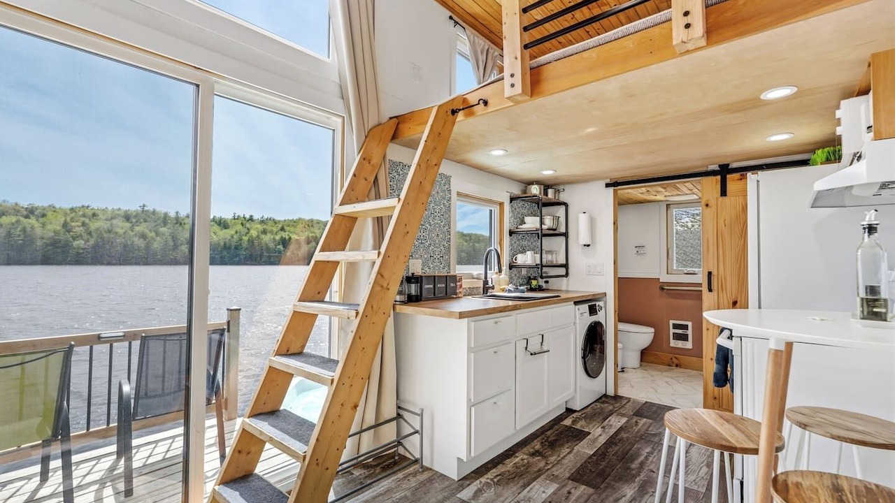 Photo of Kitchen in Lunenburg County