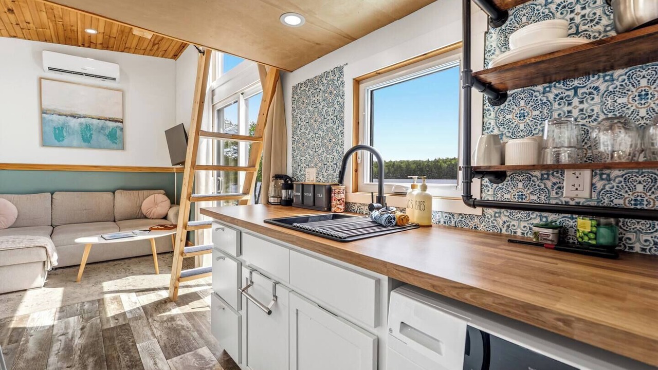 Photo of Kitchen in Lunenburg County