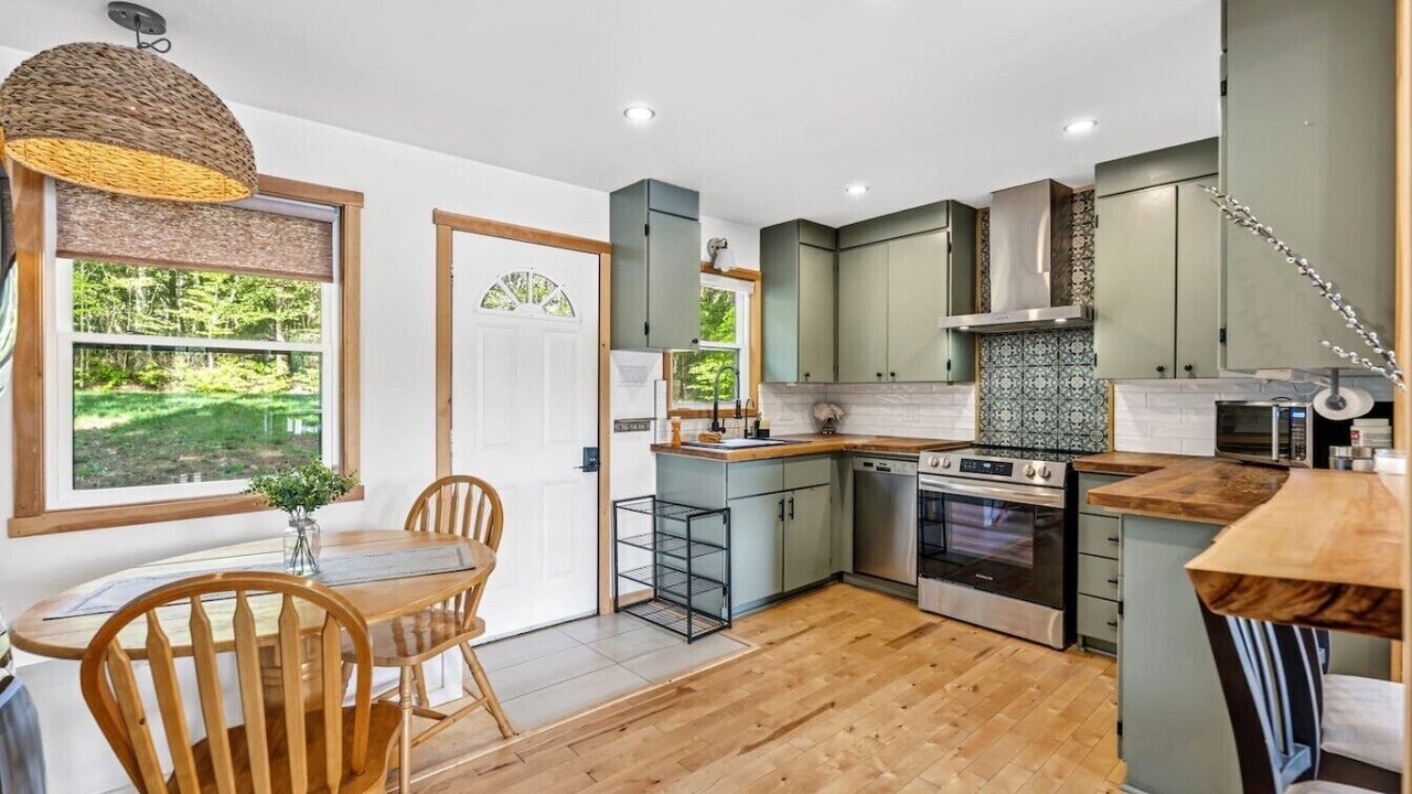 Photo of Kitchen in Lunenburg County