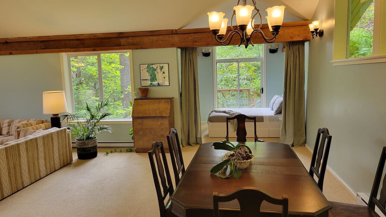 Photo of Livingroom in Bowen Island