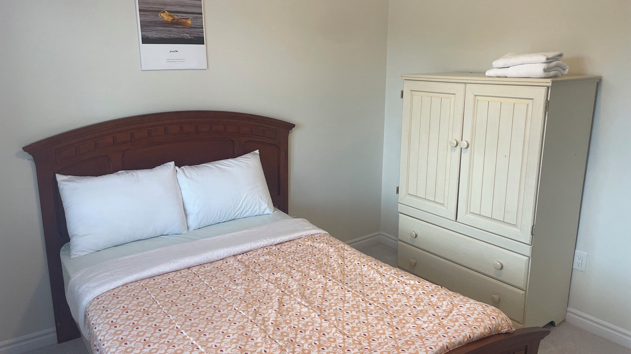 Photo of Bedroom in Thorold