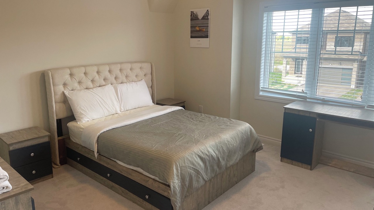 Photo of Bedroom in Thorold