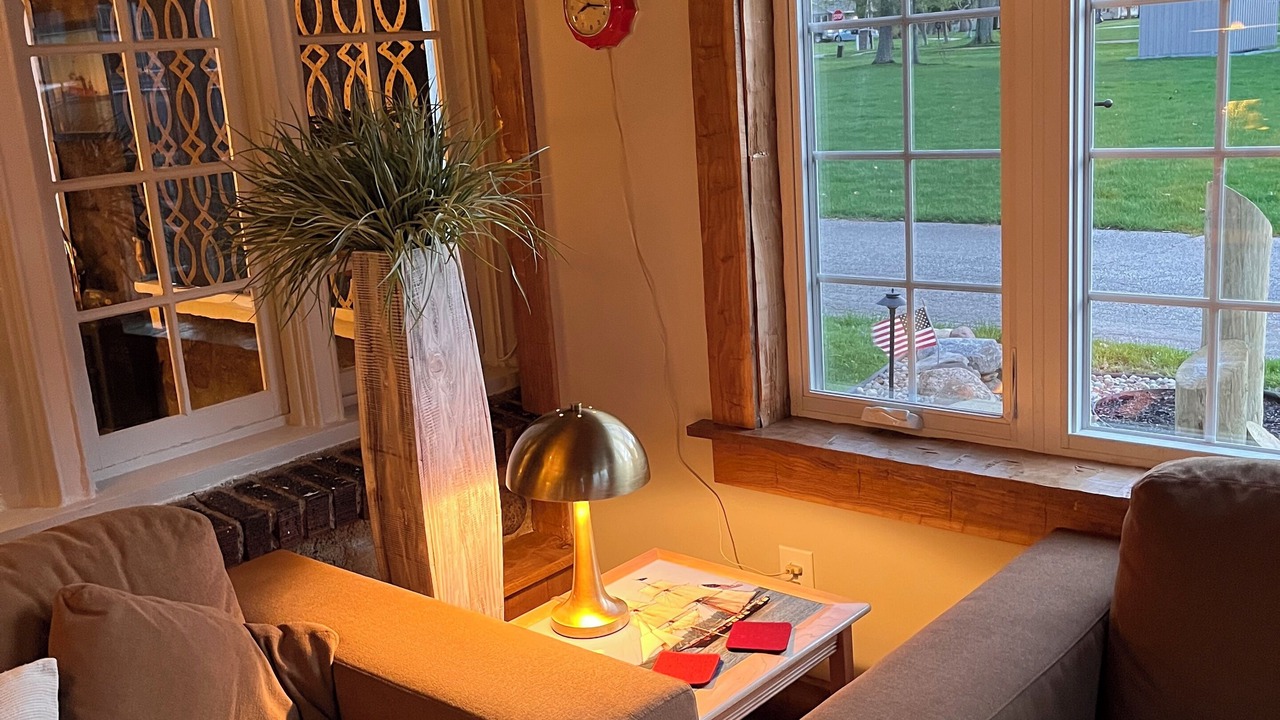 Photo of Livingroom in Conneaut