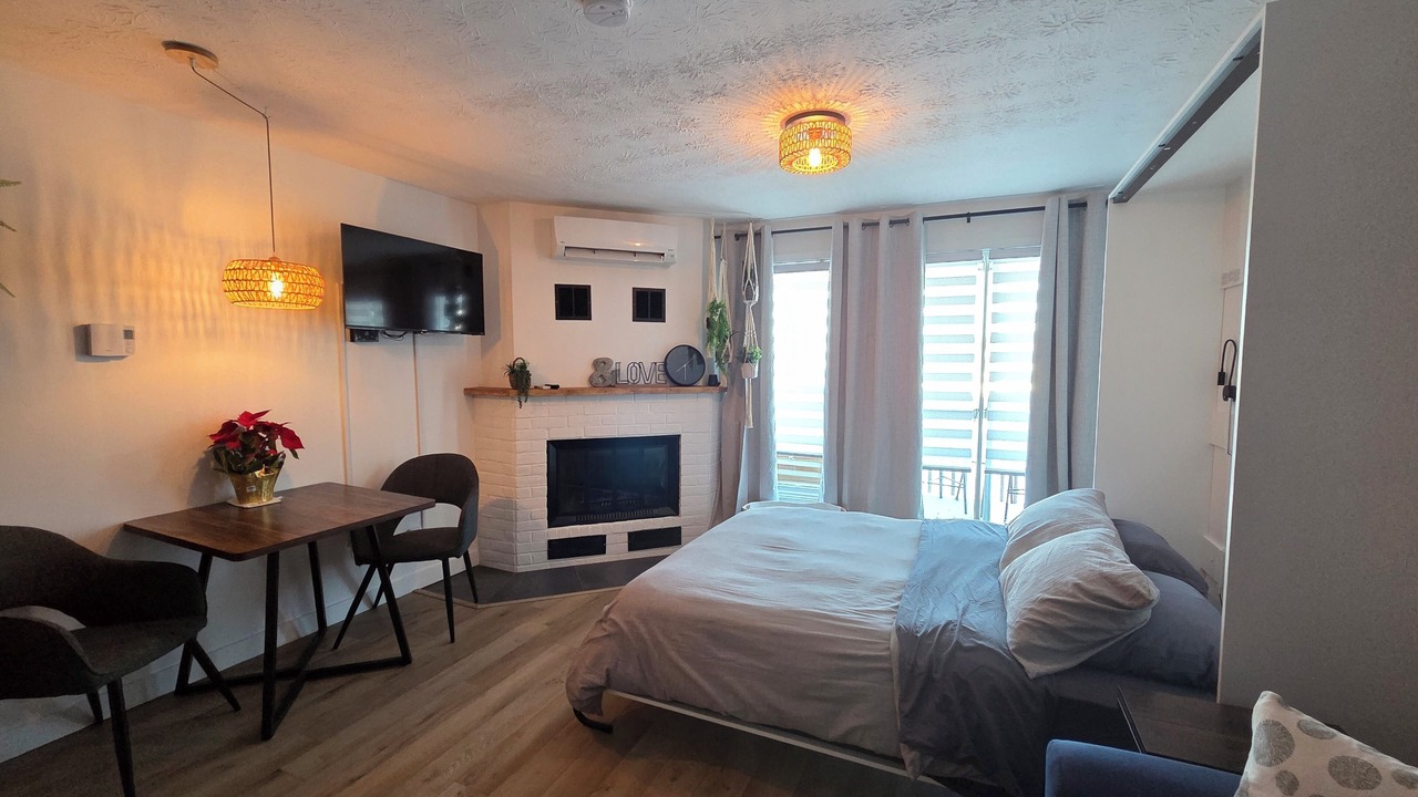 Photo of Bedroom in Magog