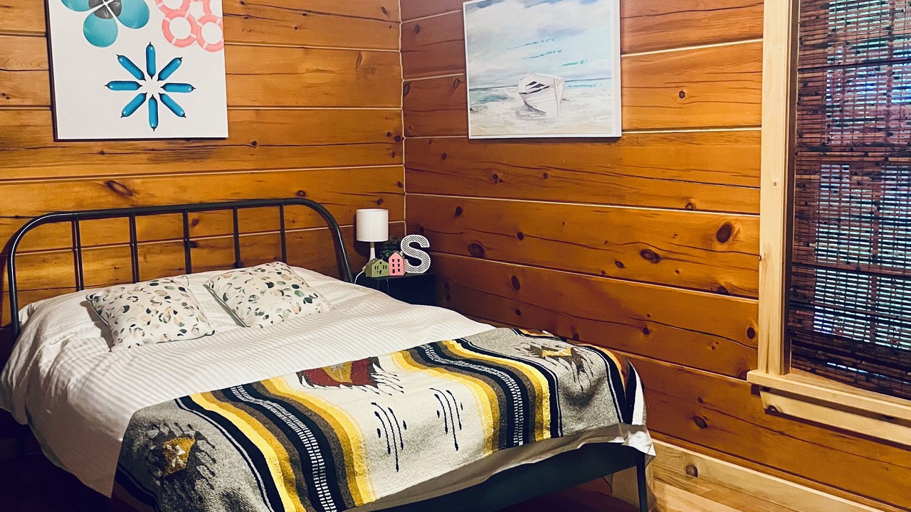 Photo of Bedroom in Rideau Lakes