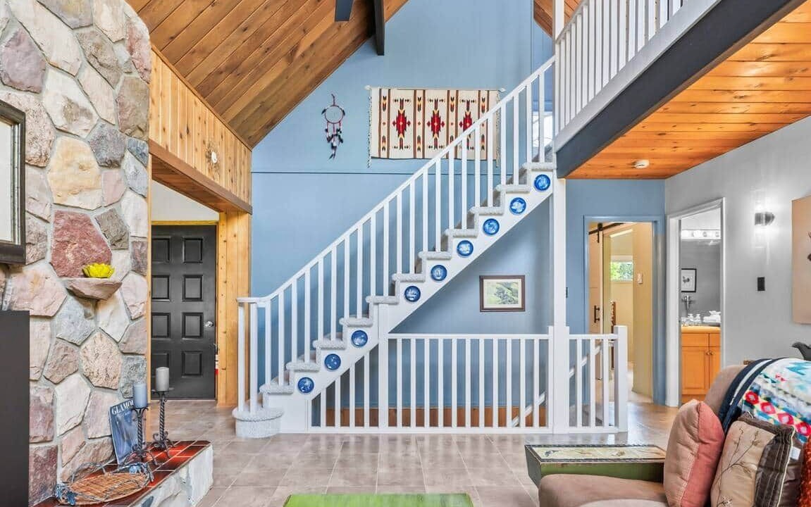 Photo of Livingroom in Calgary