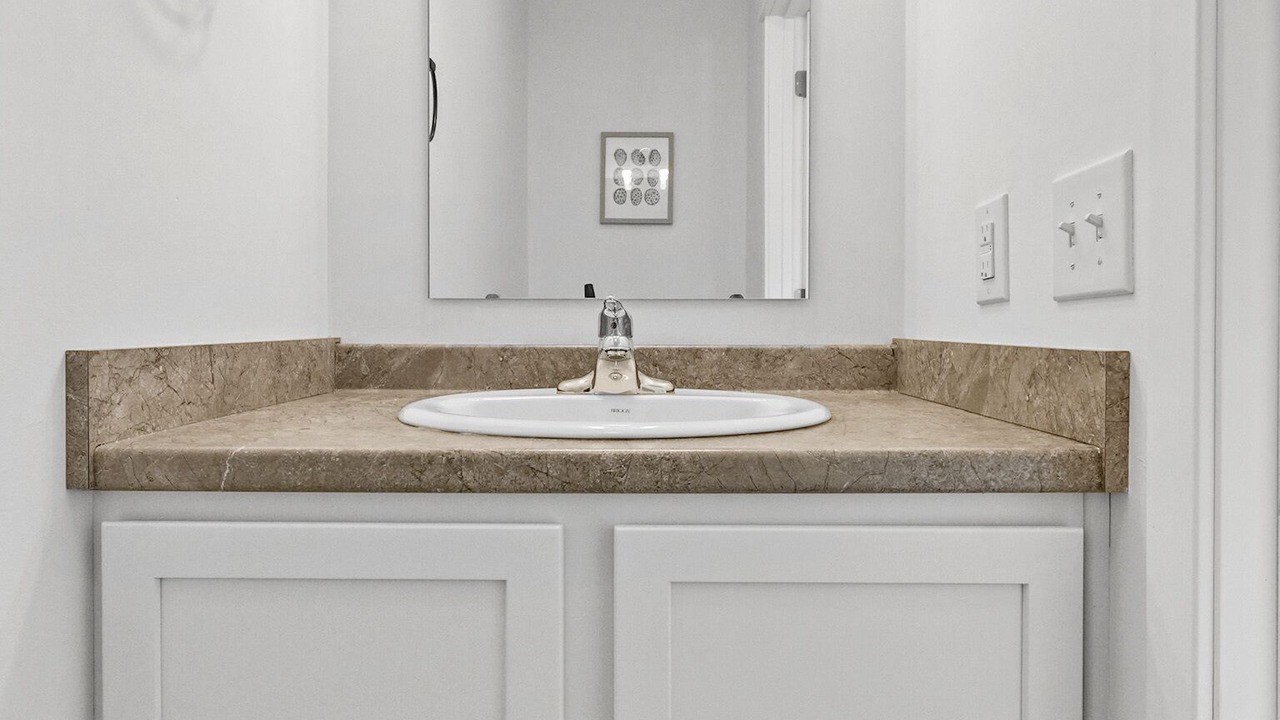 Photo of Bathroom in Maple City