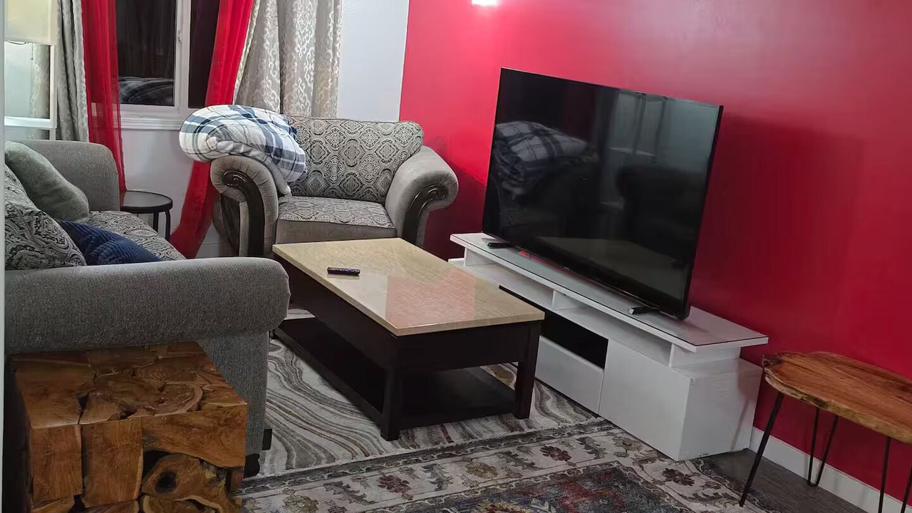 Photo of Livingroom in Yellowknife