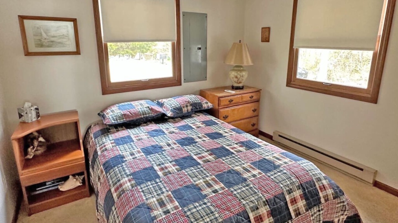 Photo of Bedroom in Kelleys Island