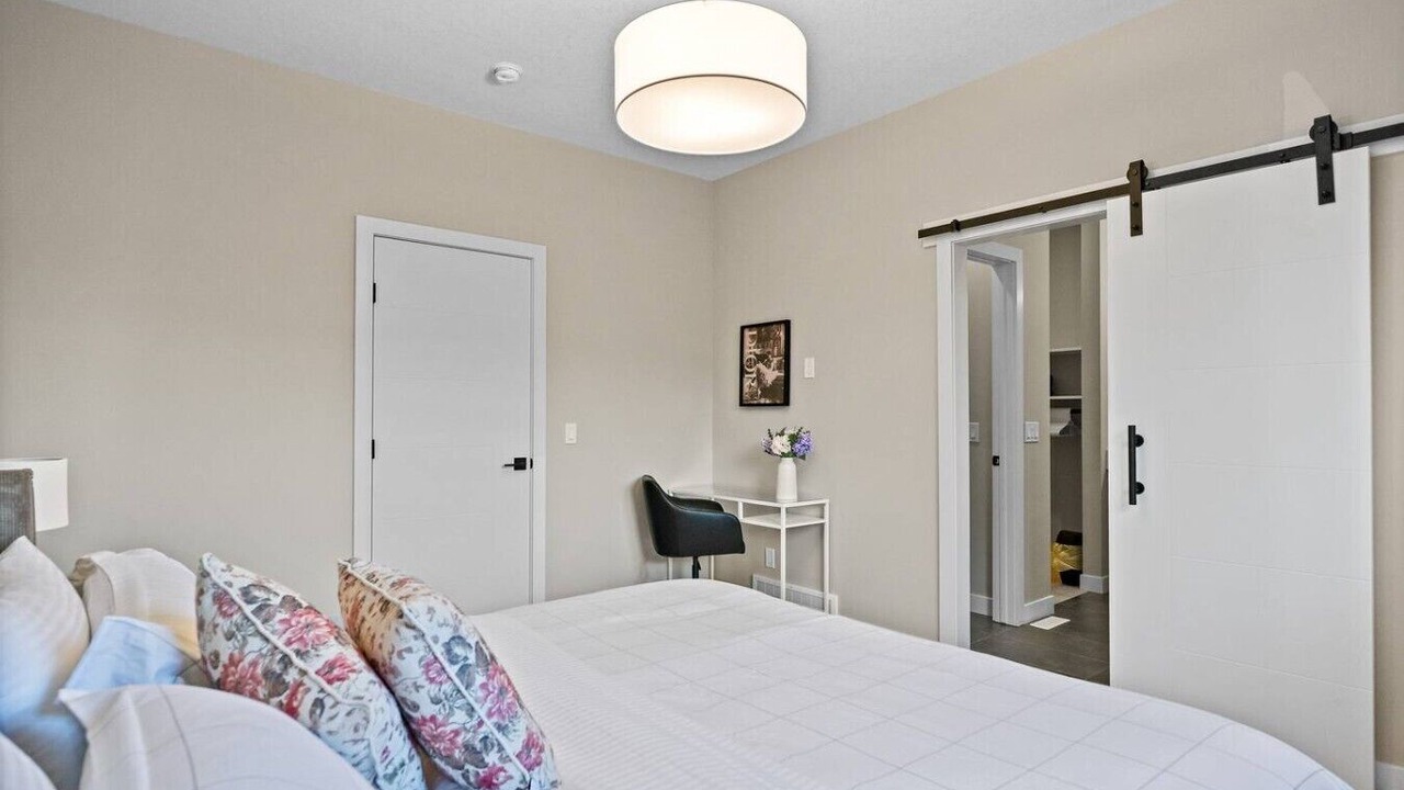 Photo of Bedroom in Montgomery