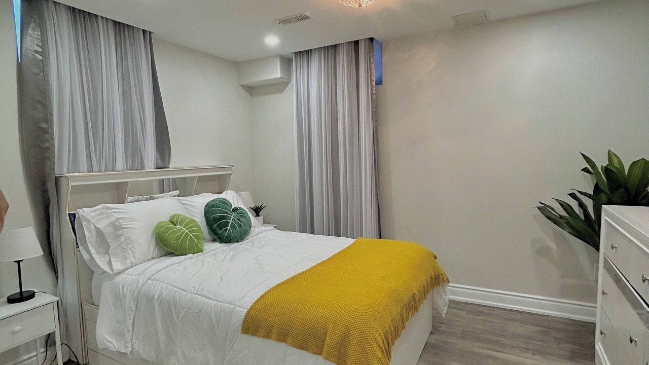 Photo of Bedroom in New Tecumseth