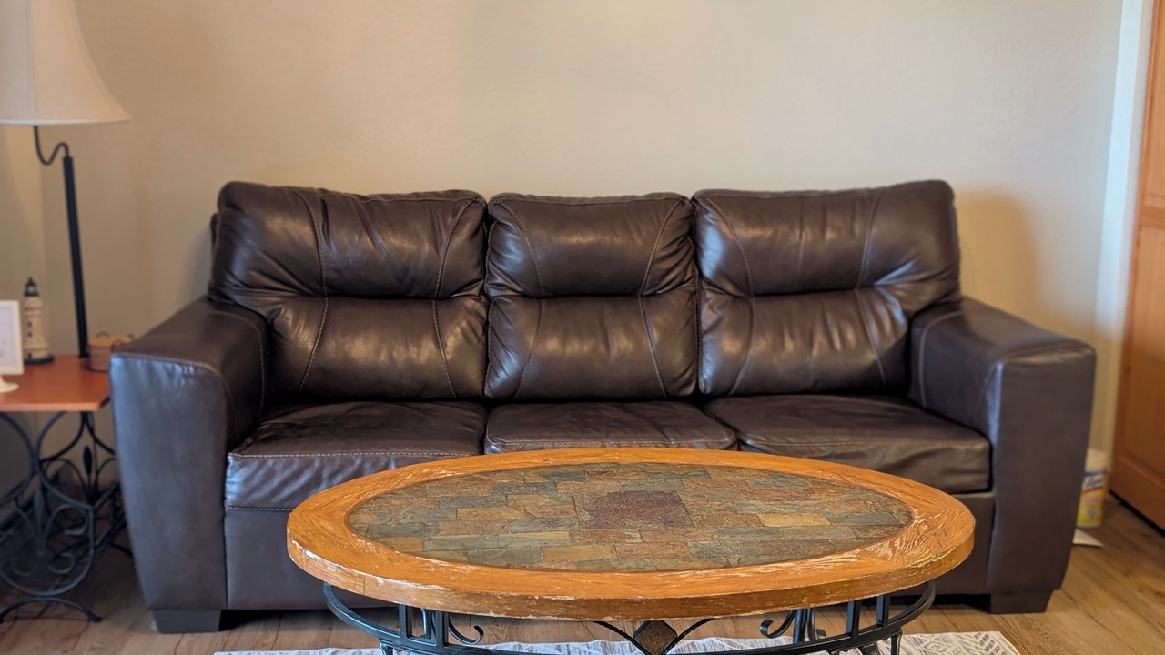 Photo of Livingroom in Oak Harbor