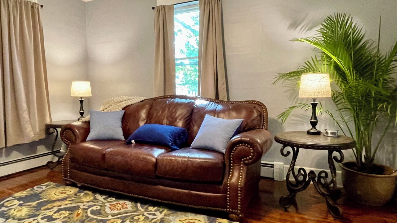 Photo of Livingroom in Port Clinton