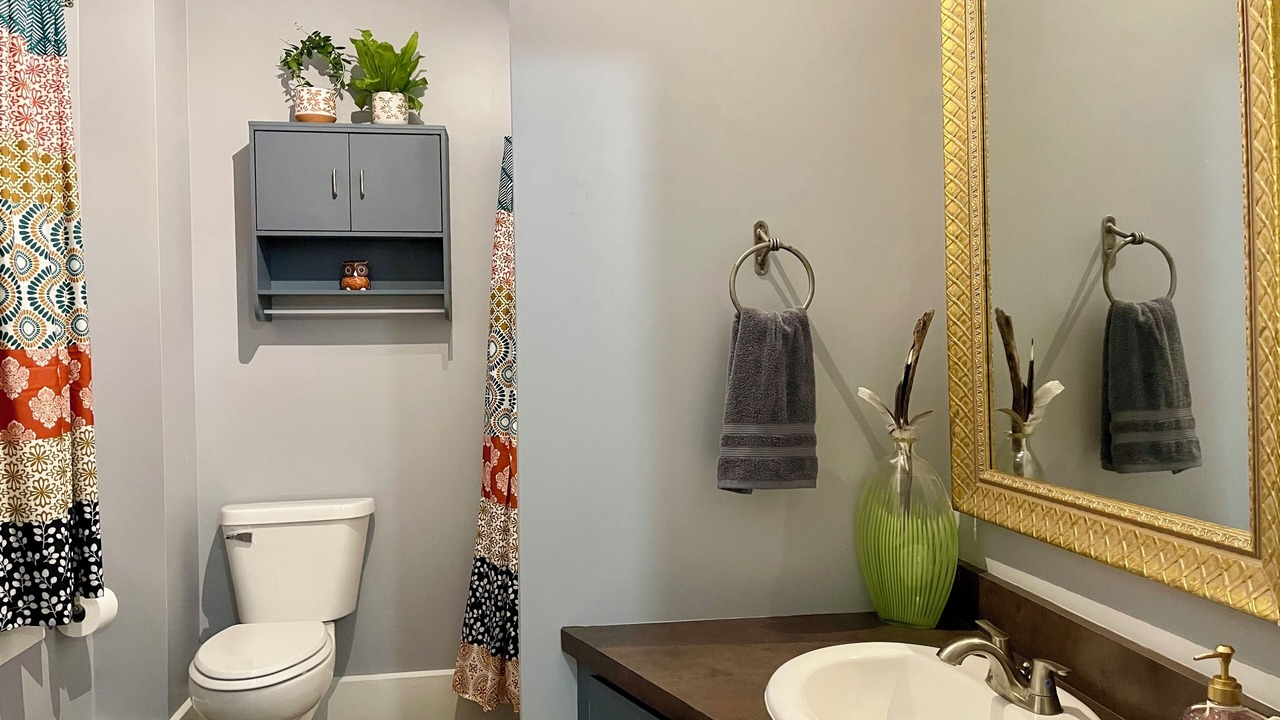 Photo of Bathroom in Port Clinton