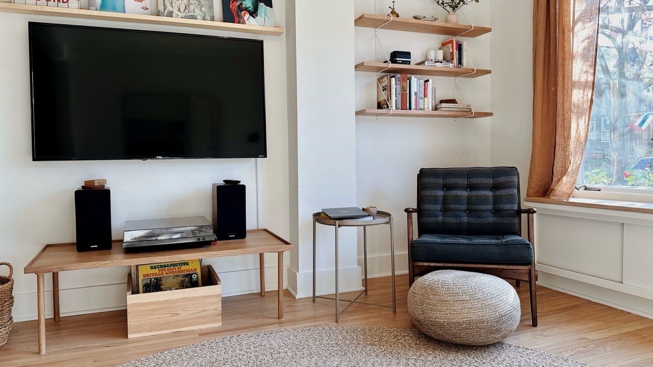 Photo of Livingroom in Downtown Rochester