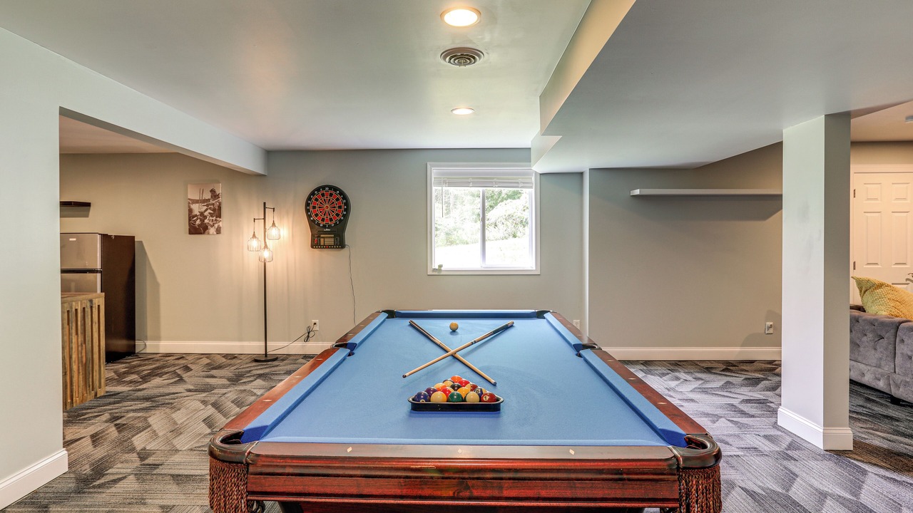 Photo of Bedroom in Collins Center