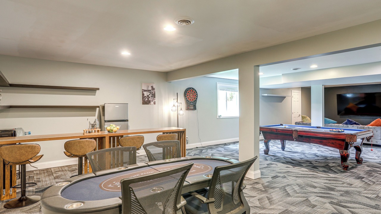 Photo of Bedroom in Collins Center