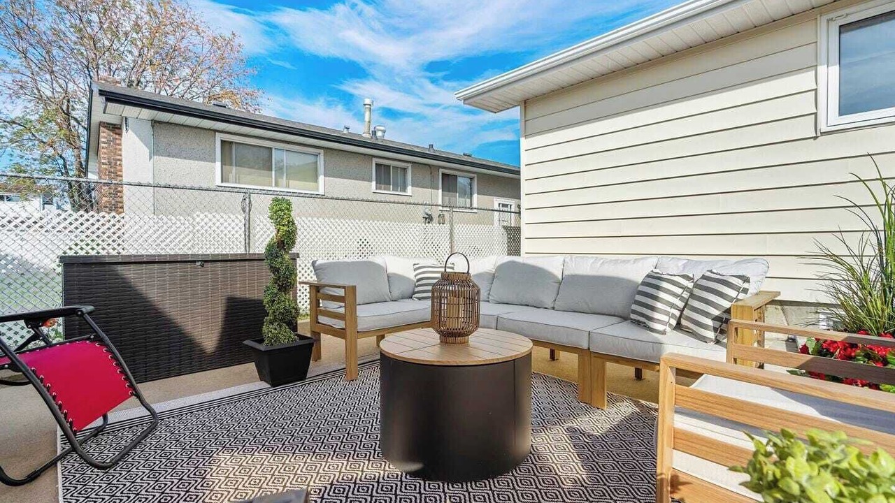 Photo of Patio Balcony in Northeast Edmonton