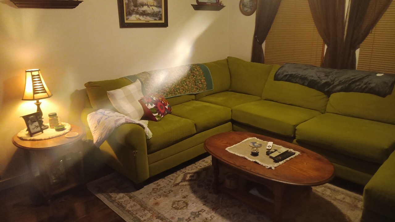 Photo of Livingroom in Lake Breeze Park