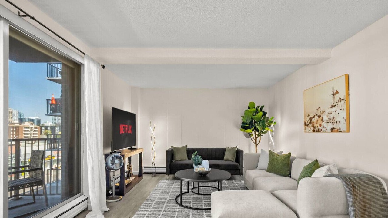 Photo of Livingroom in Southwest Calgary