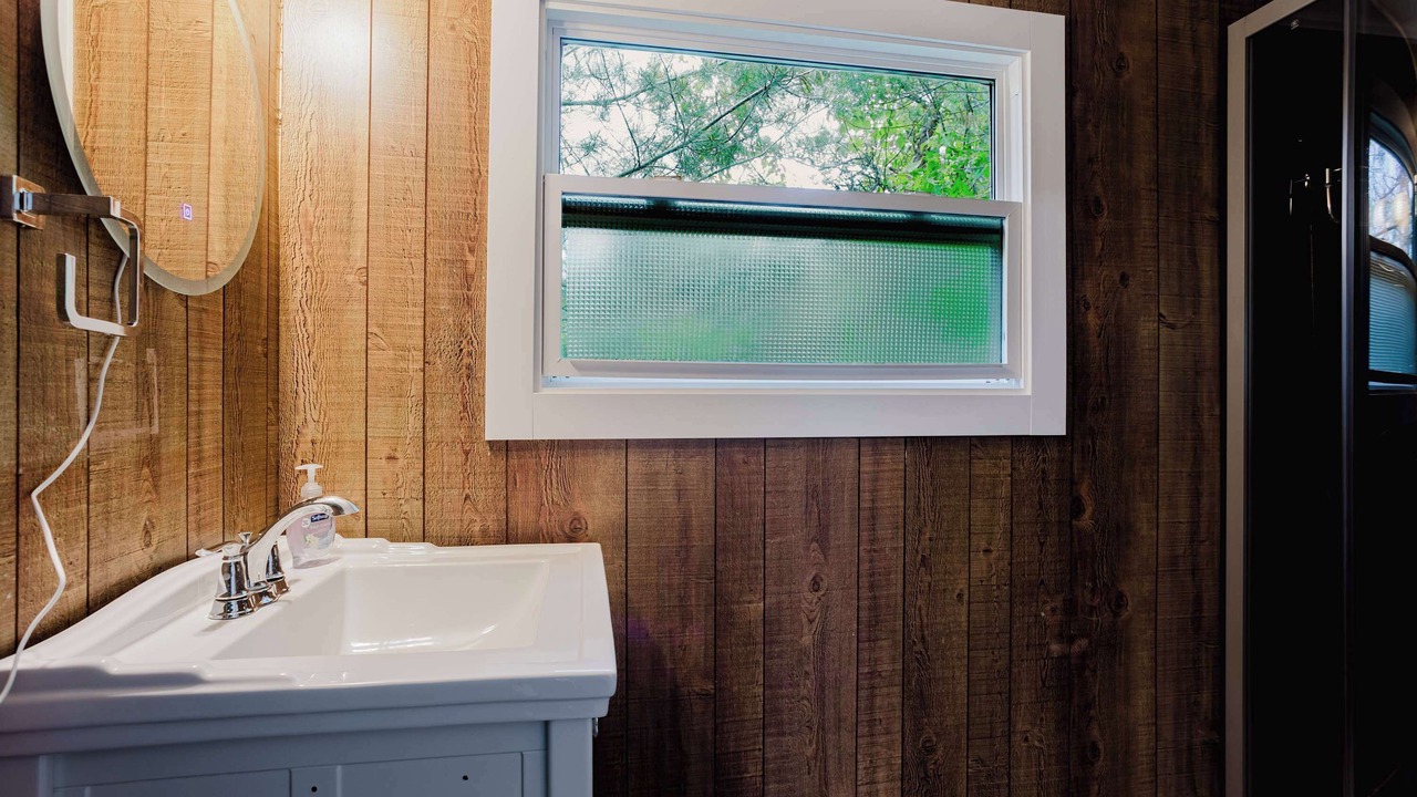 Photo of Bathroom in Carling