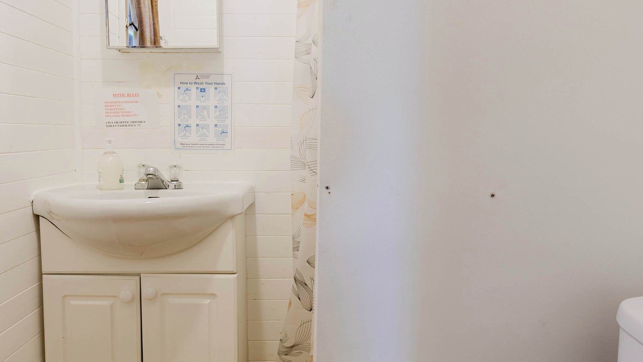 Photo of Bathroom in Rosedale