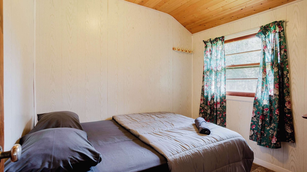 Photo of Bedroom in Rosedale