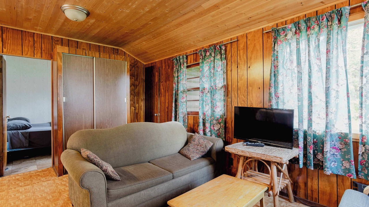 Photo of Livingroom in Rosedale