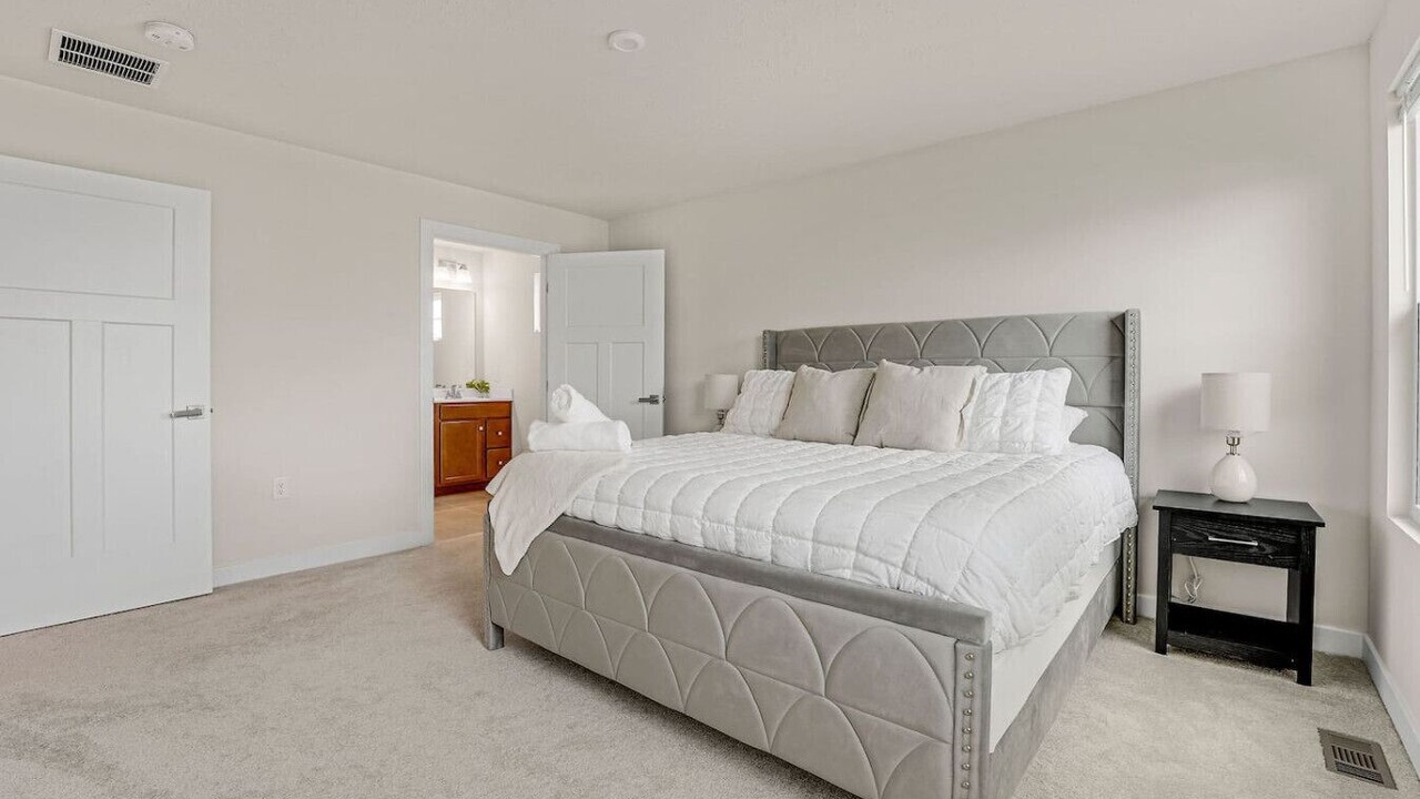 Photo of Bedroom in Perry