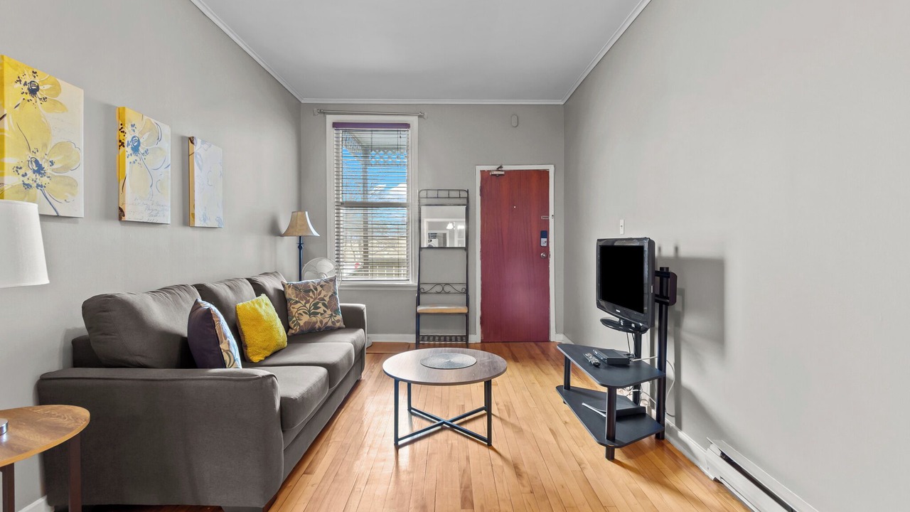 Photo of Livingroom in Waterford Valley