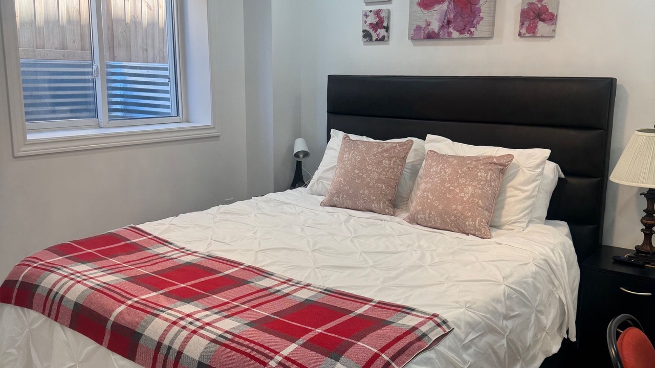 Photo of Bedroom in Ajax